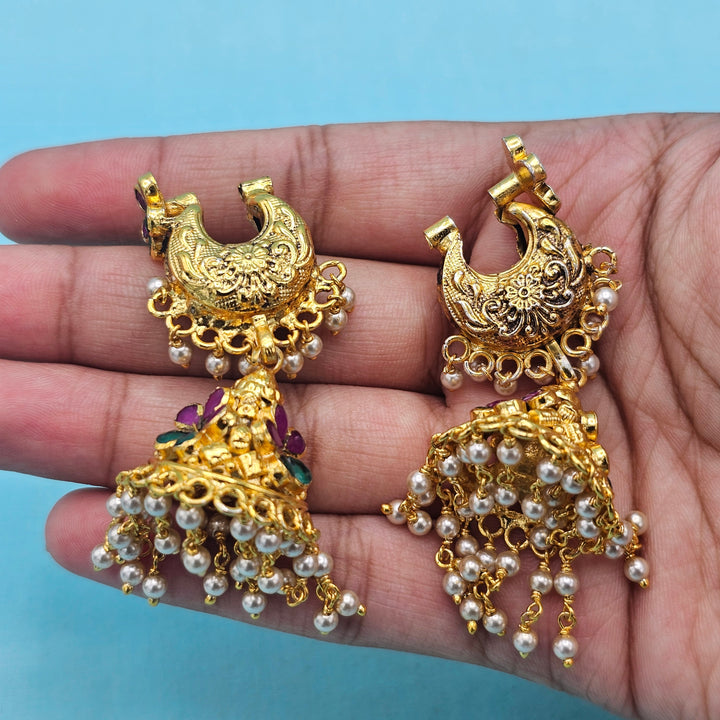 Makara kundanalu Jhumka