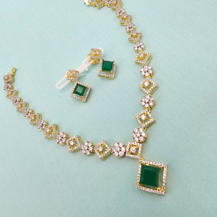 Short Emerald set