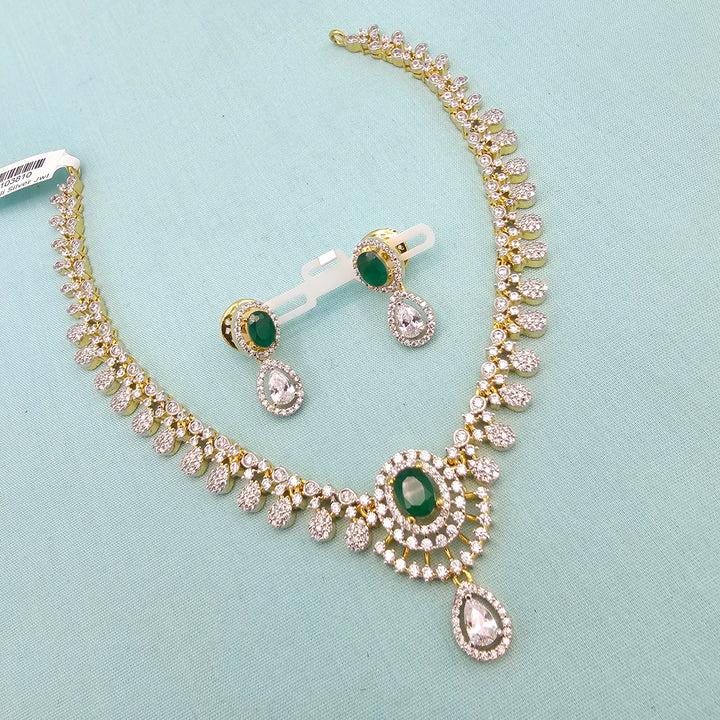 Diamond rep Emerald Set