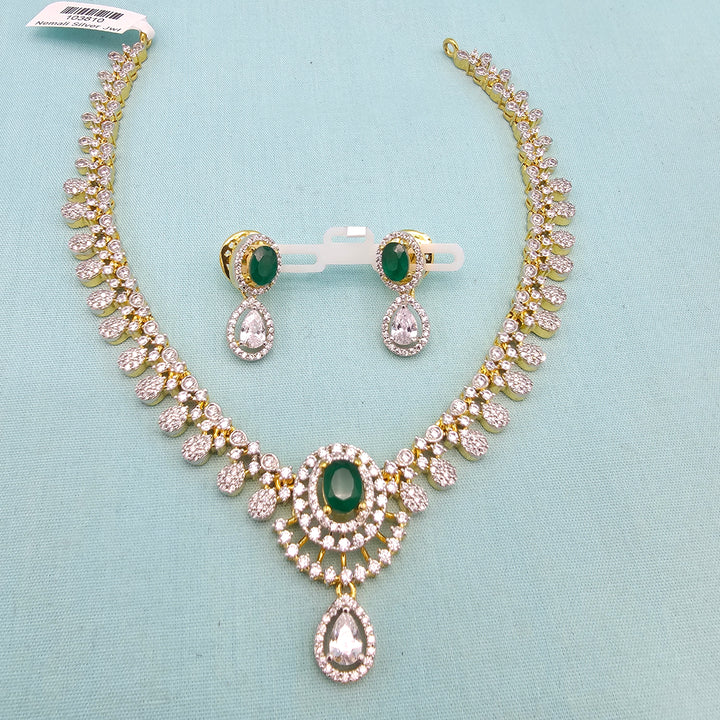 Diamond rep Emerald Set