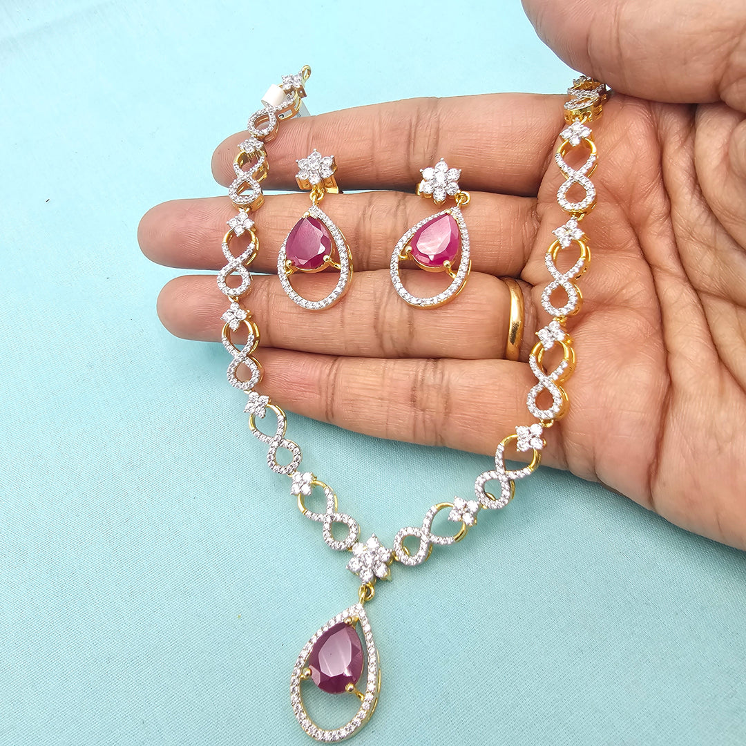 Short Ruby necklace