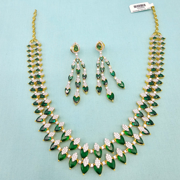 2 Layers Emerald Necklace