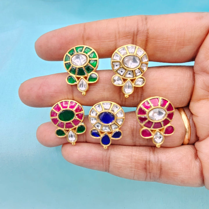 Small Kundan Studs