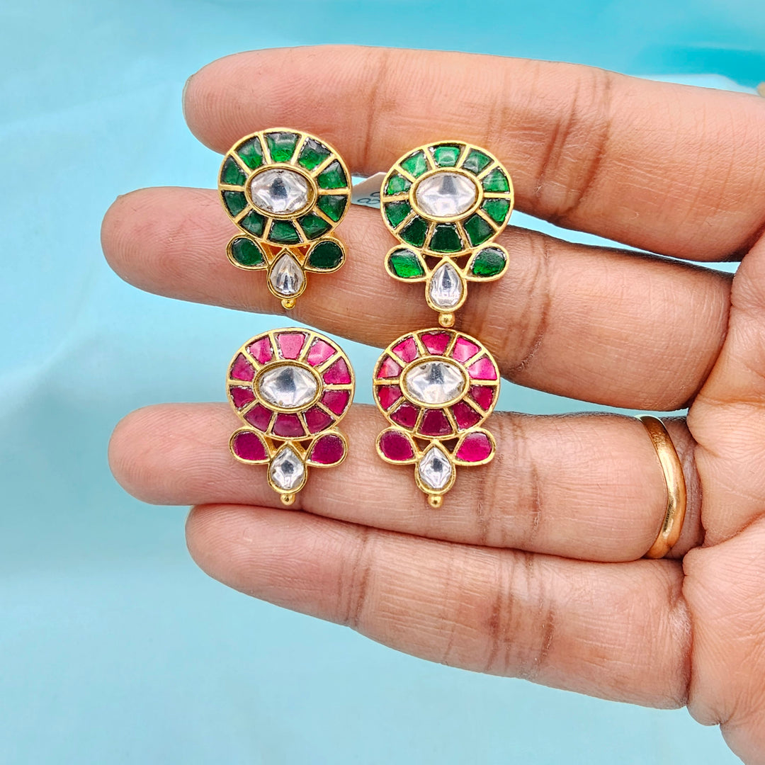 Small Kundan Studs