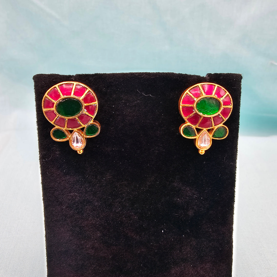 Small Kundan Studs