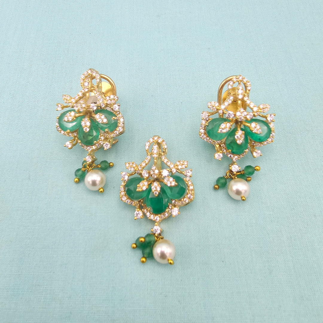 Emerald Pendant set