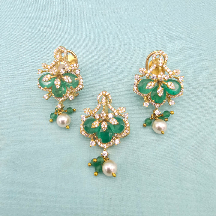 Emerald Pendant set