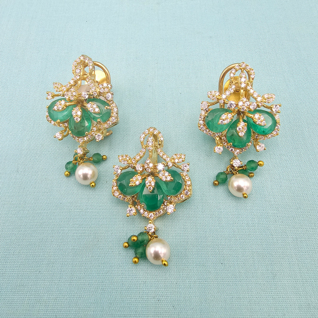 Emerald Pendant set