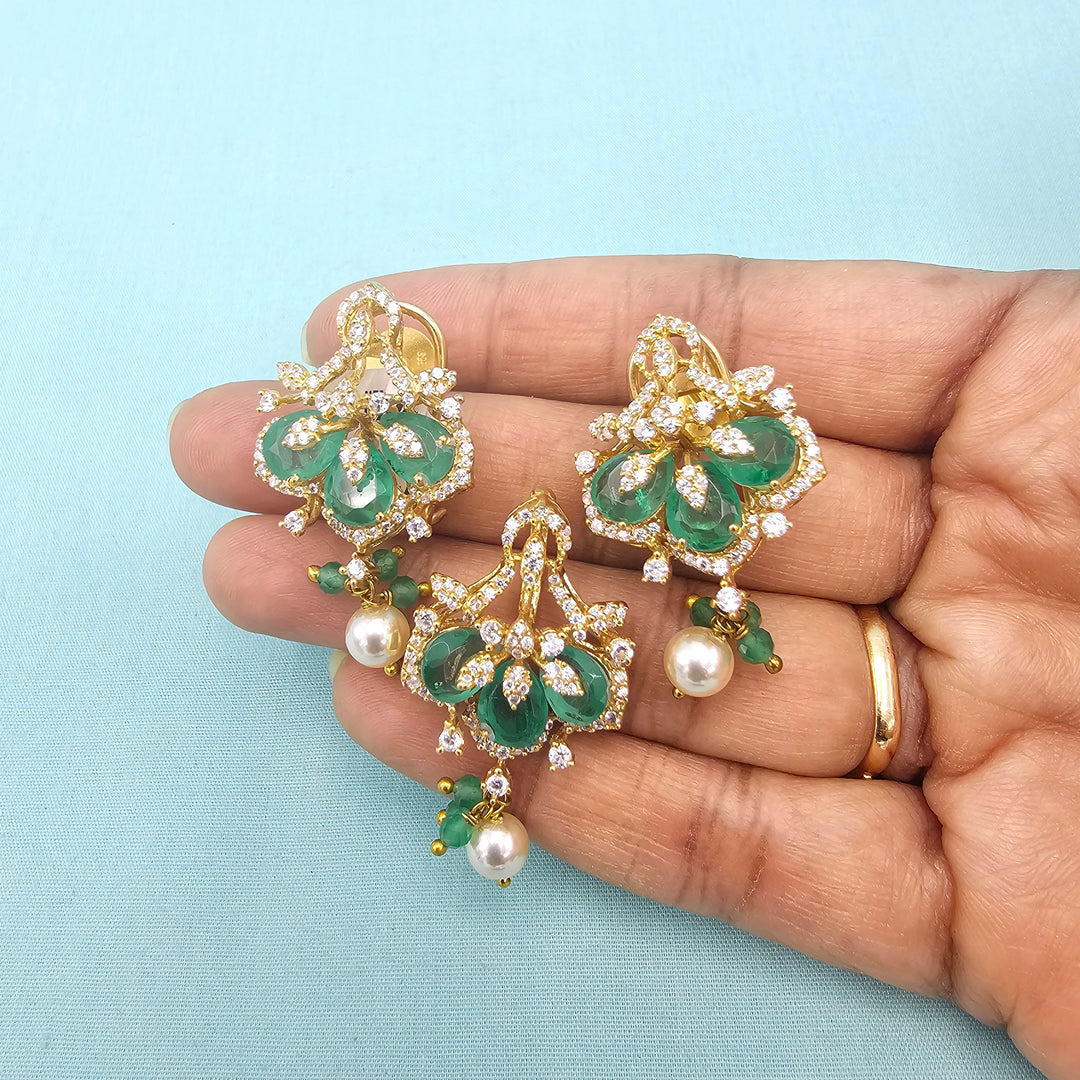 Emerald Pendant set