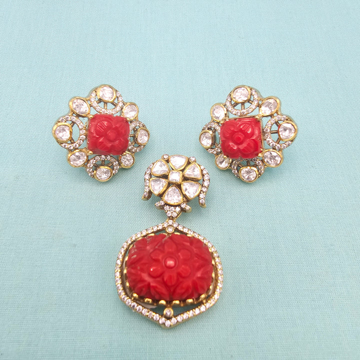 Coral Pendant set