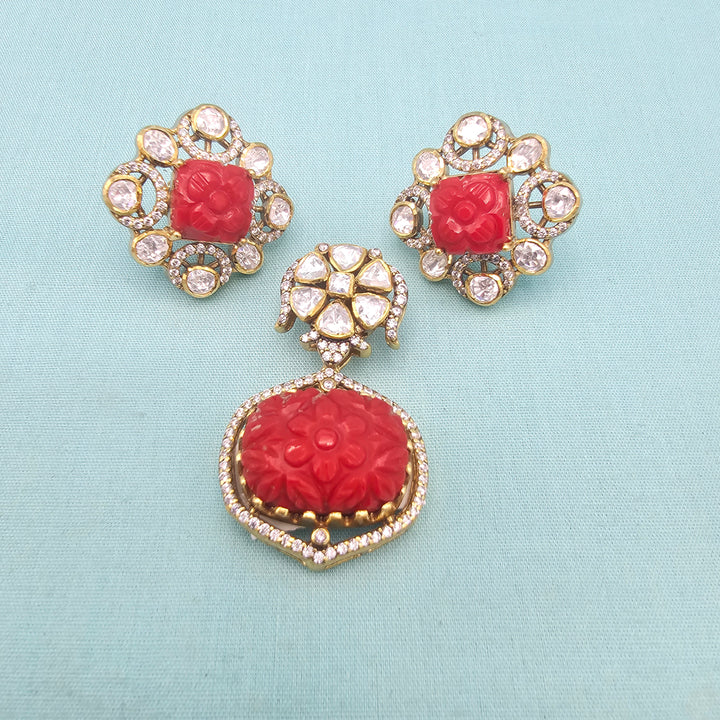 Coral Pendant set