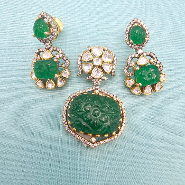 Emerald pendant Set