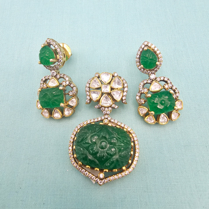 Emerald pendant Set