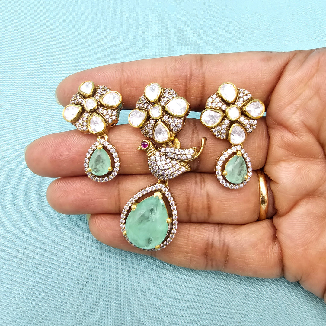 Russian Emerald Pendant set