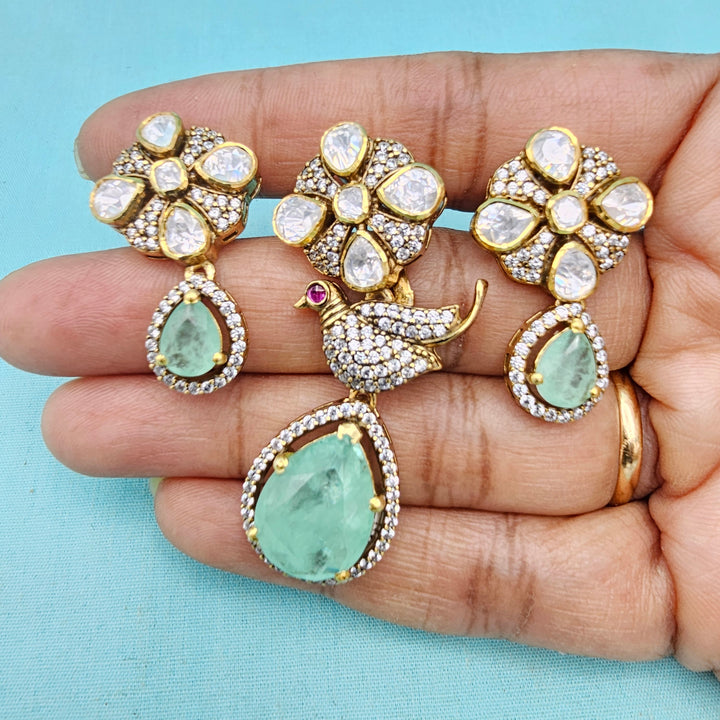 Russian Emerald Pendant set