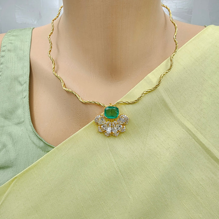 Emerald Pendant Set