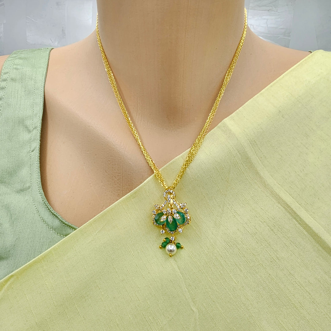 Emerald Pendant set