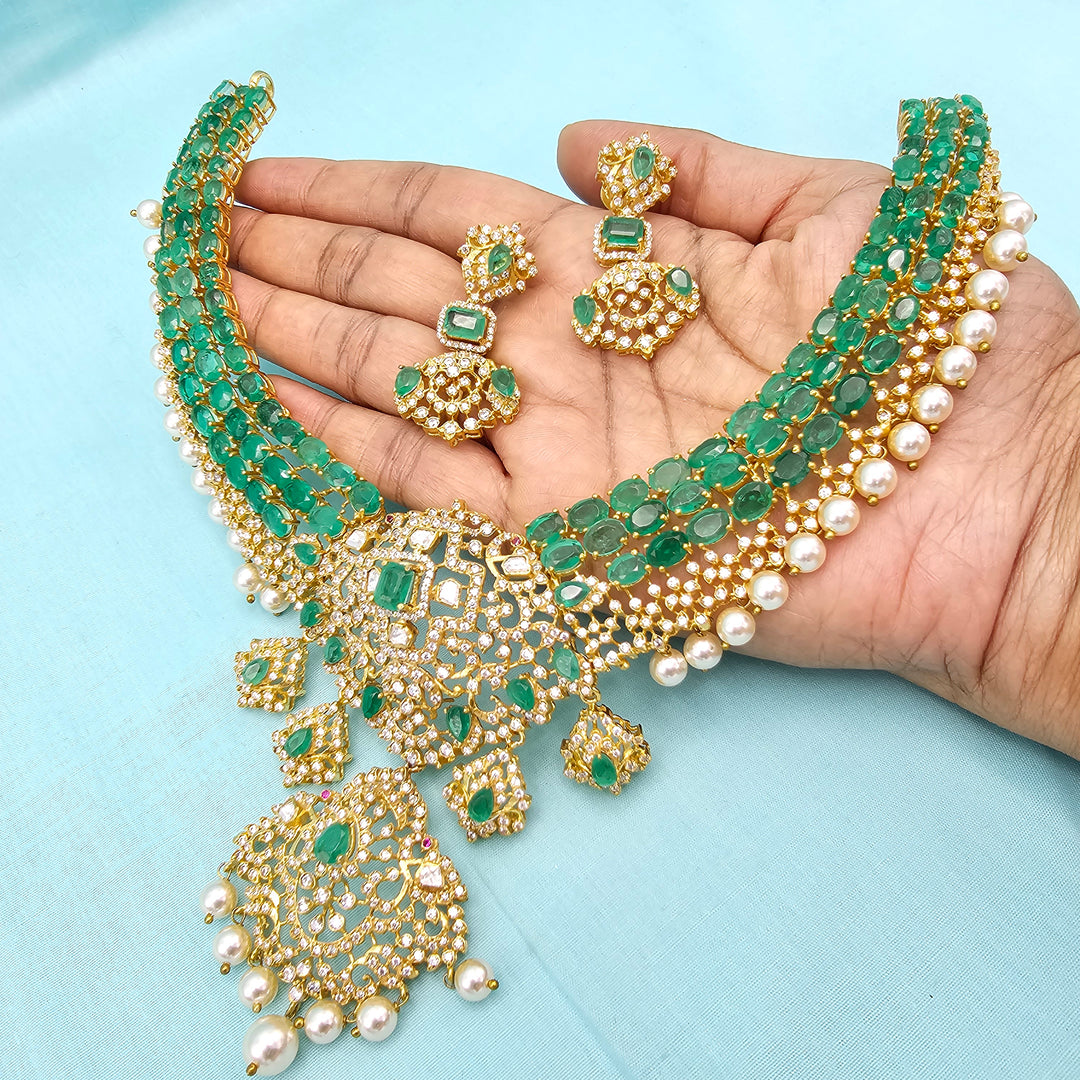 Emerald Necklace Set