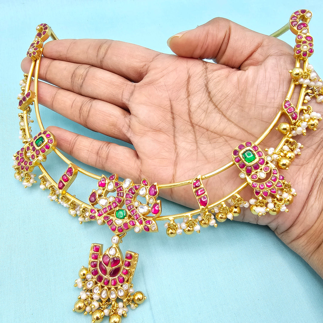 Kundan Hasli Necklace