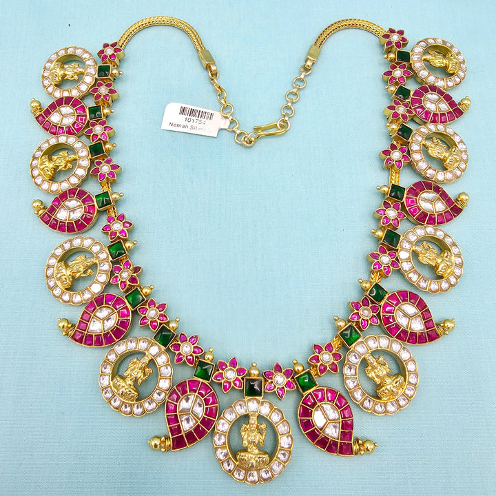 Short deep nakshi necklace