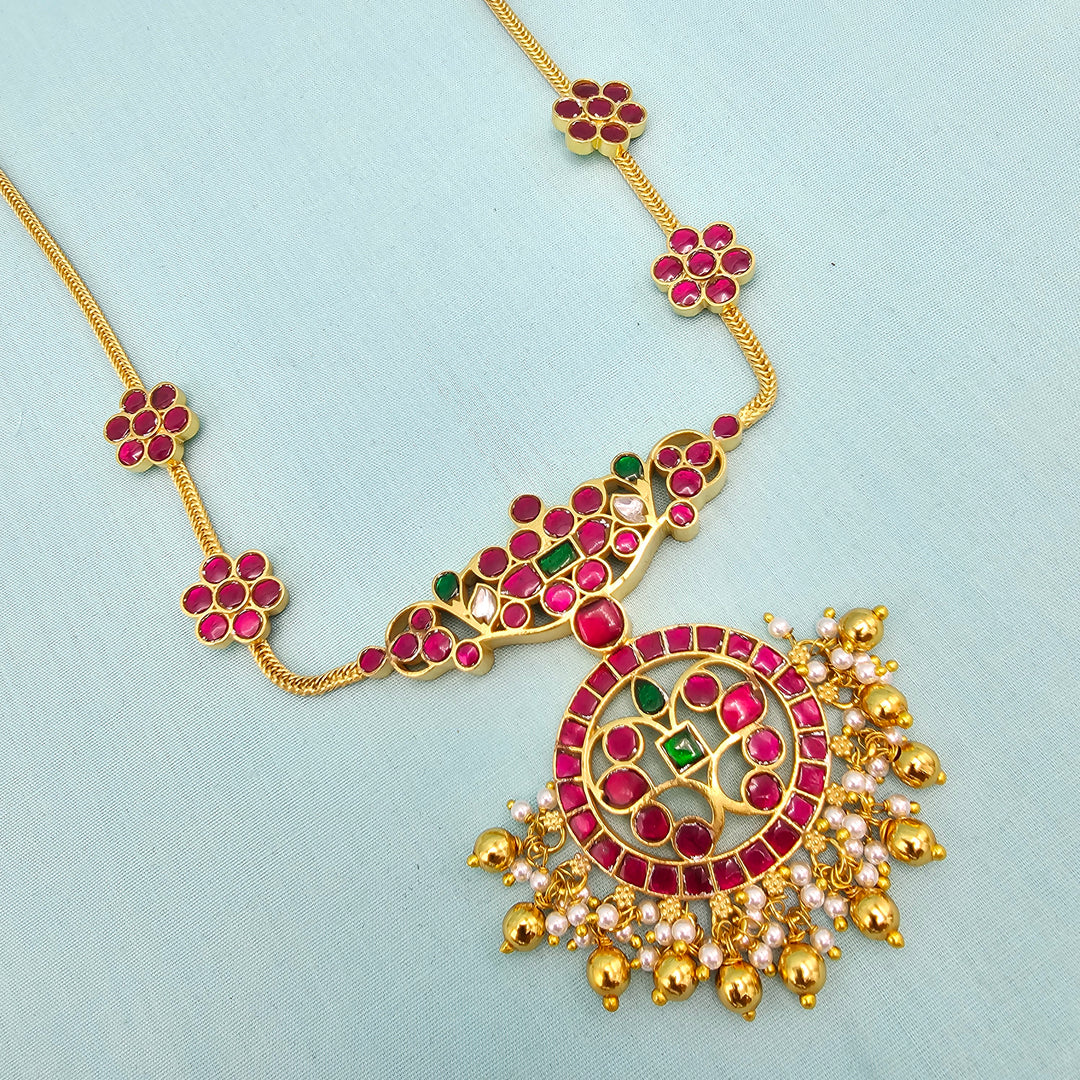 Short Jadau Kundan Necklace