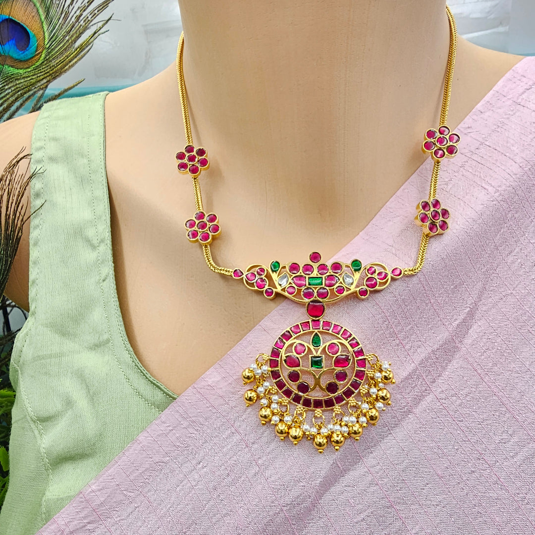 Short Jadau Kundan Necklace