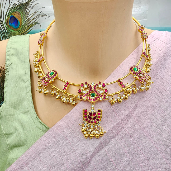 Kundan Hasli Necklace