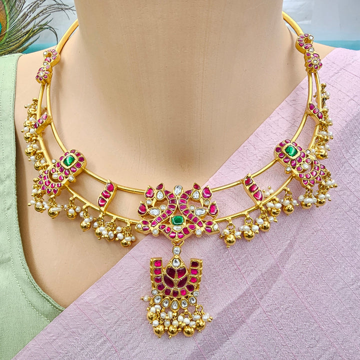 Kundan Hasli Necklace