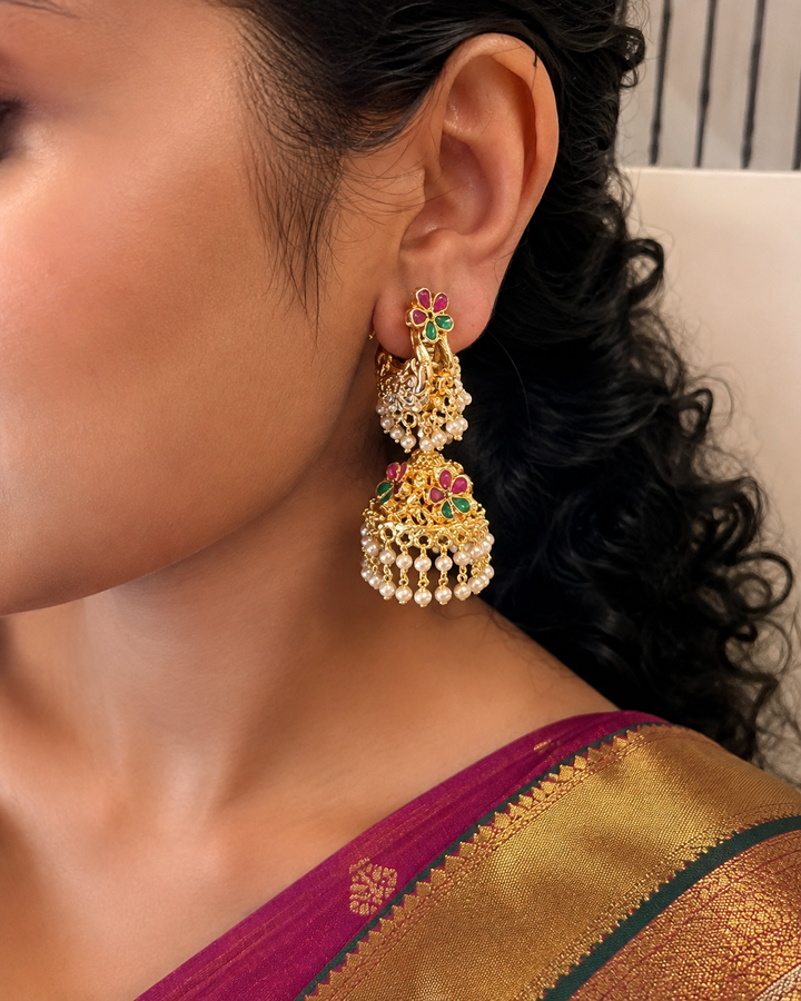 Makara kundanalu Jhumka