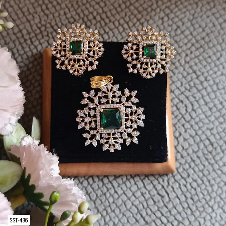 Emerald Pendant set