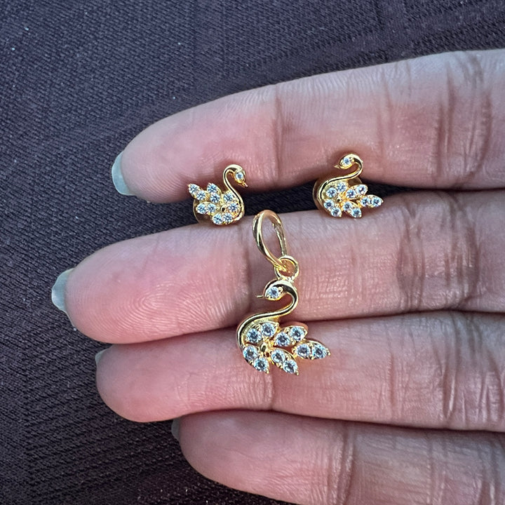Swan Pendant set