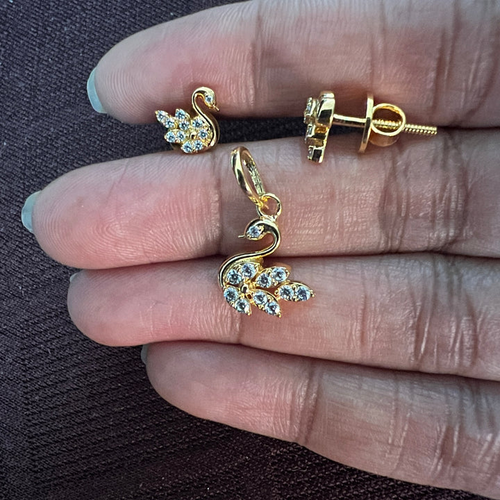 Swan Pendant set