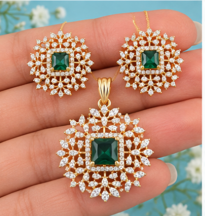 Emerald Pendant set