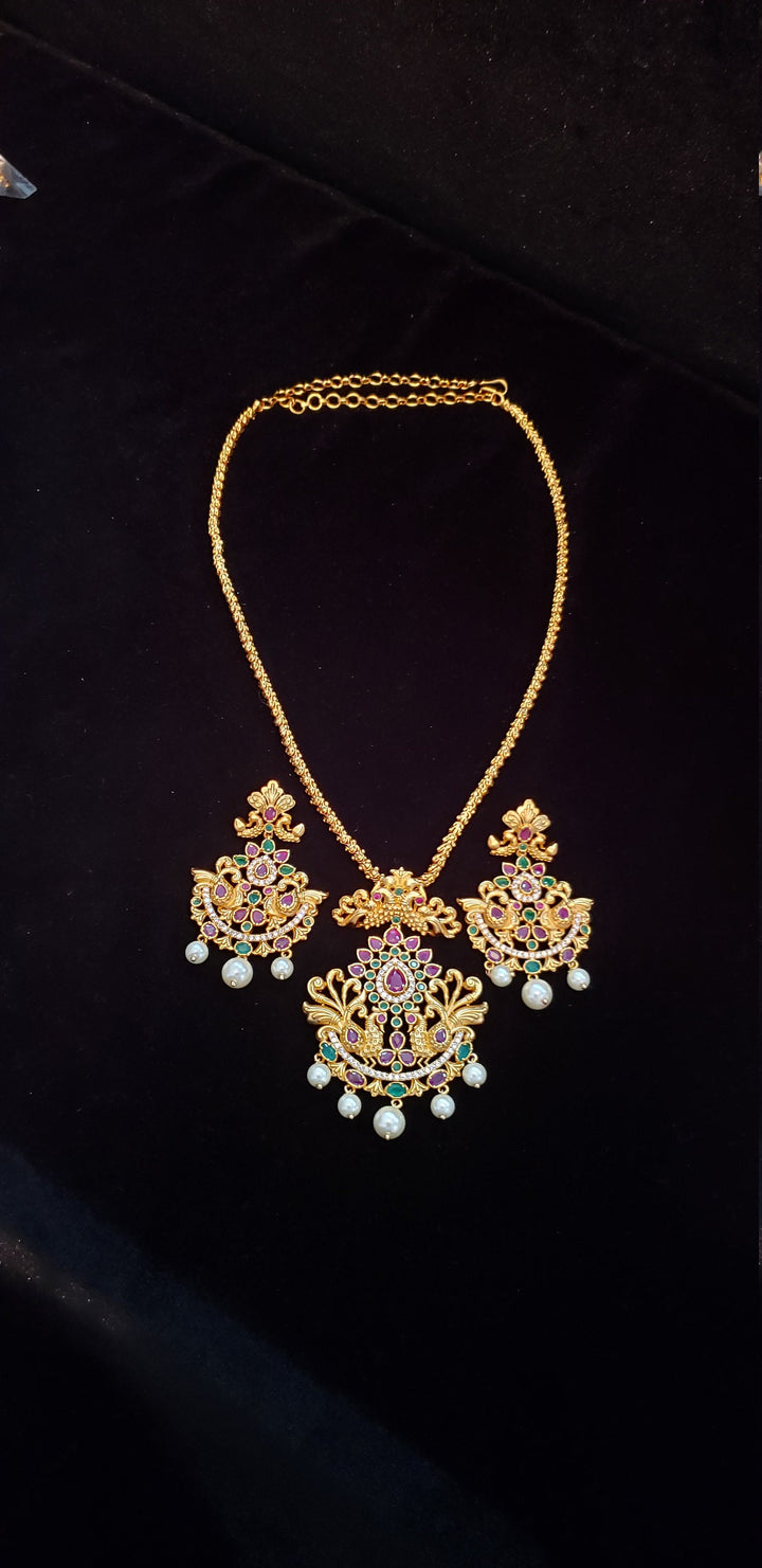 Pendent Necklace set