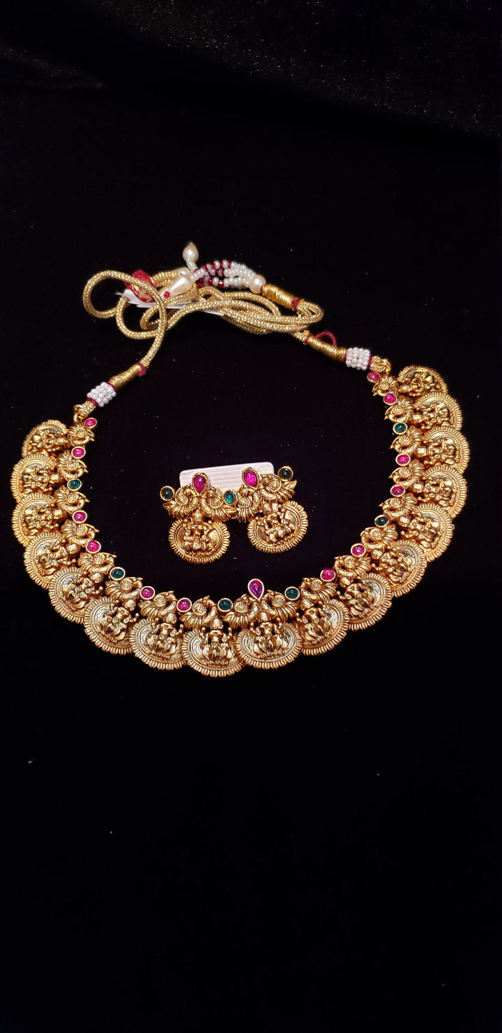 Temple Short Necklace