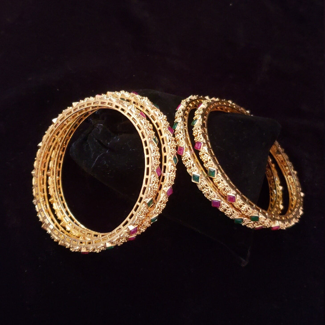 2.8 size  Bangles Se