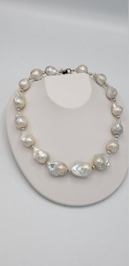 22 mm AAA Baroque Pearl