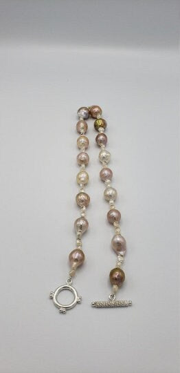 Baroque pearls necklace