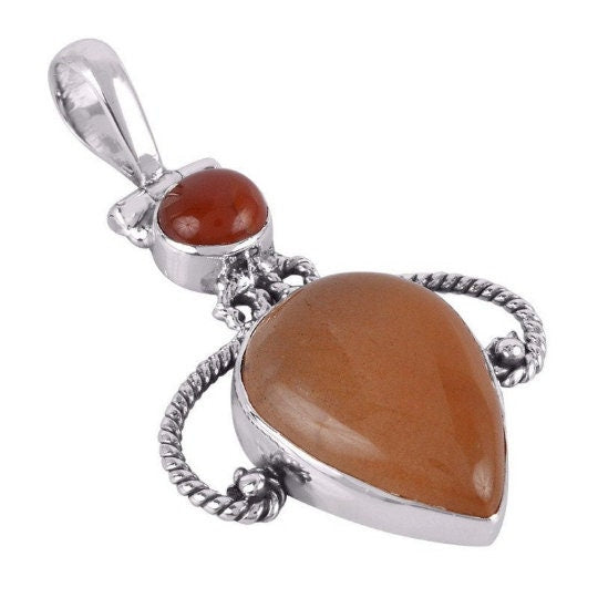 Red Onyx Silver Pendant