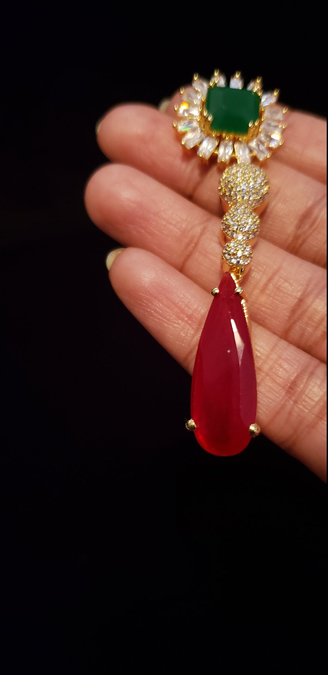 red color Boutique earring