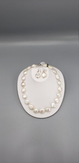 18mm Coin Pearl Necklace