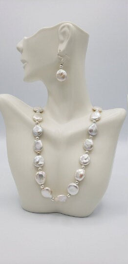 Coin Pearl Necklace