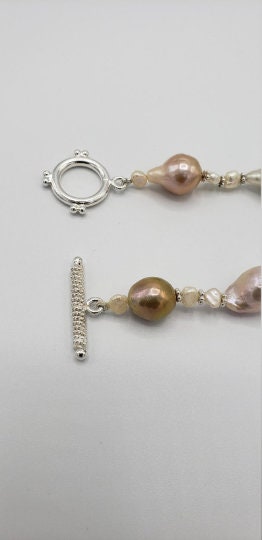 Baroque pearls necklace