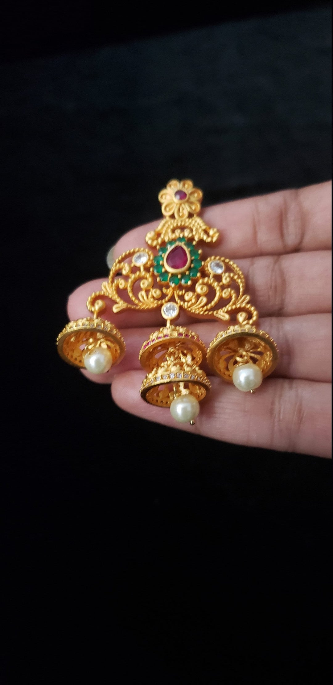 Ethnic 3 Jumka pattern