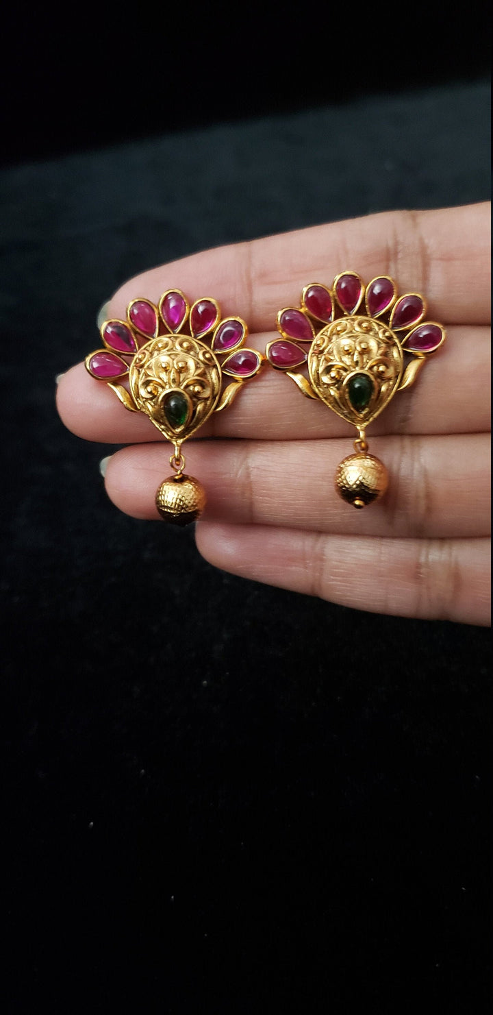 Pink Pota Ptone Studs