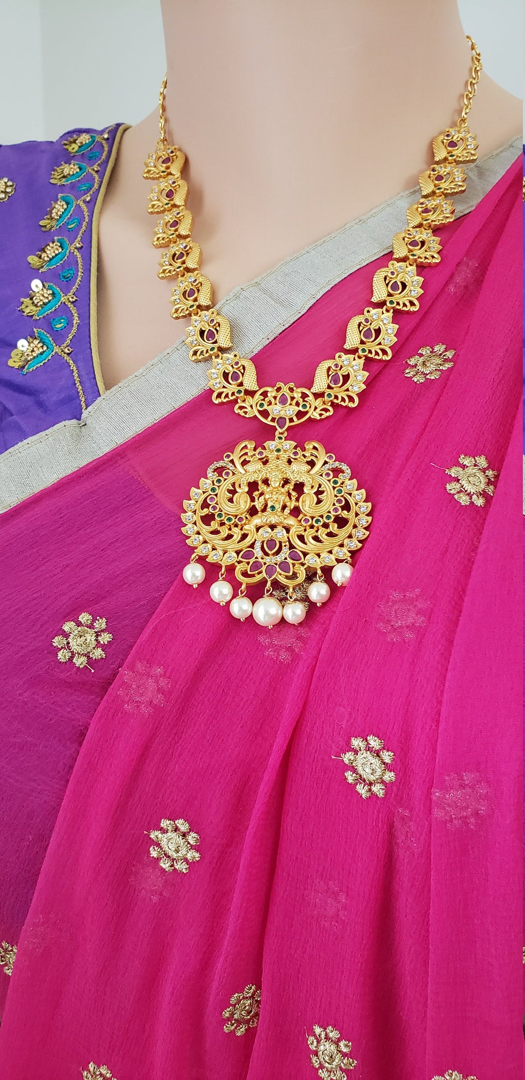 TEMPLE necklace SET