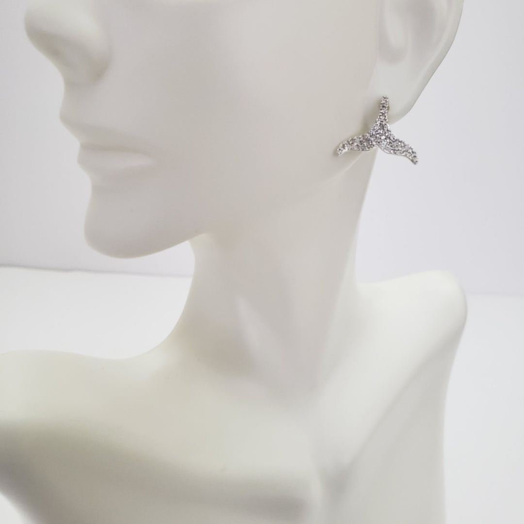 Dolphin tale Silver studs