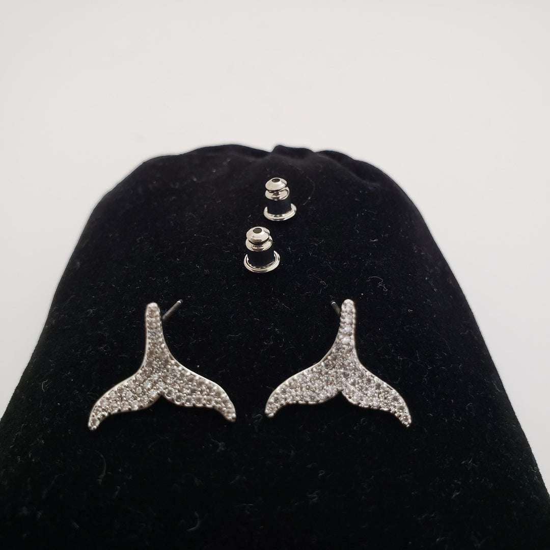 Dolphin tale Silver studs