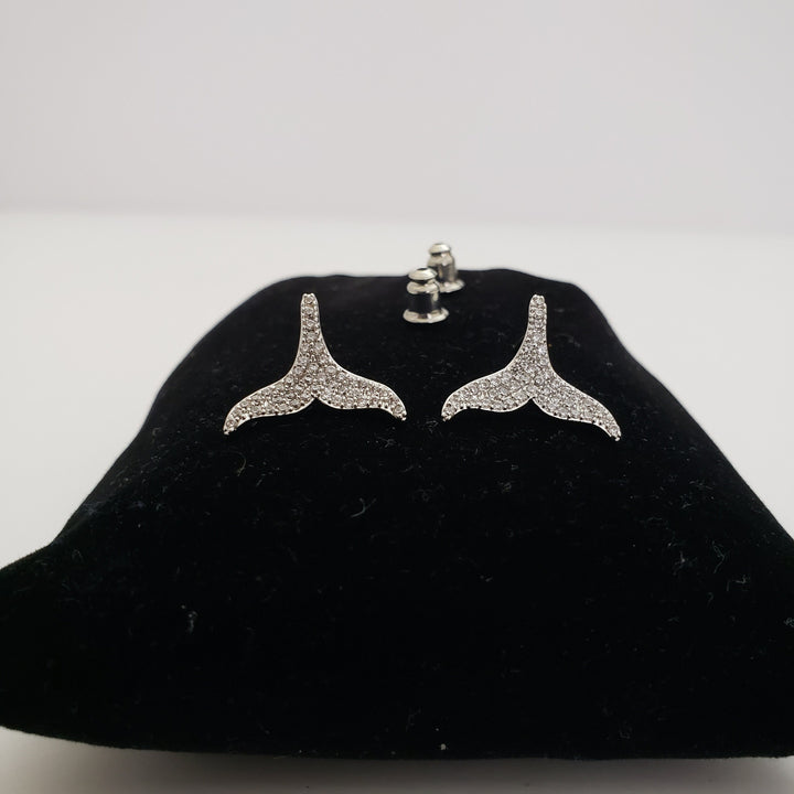 Dolphin tale Silver studs