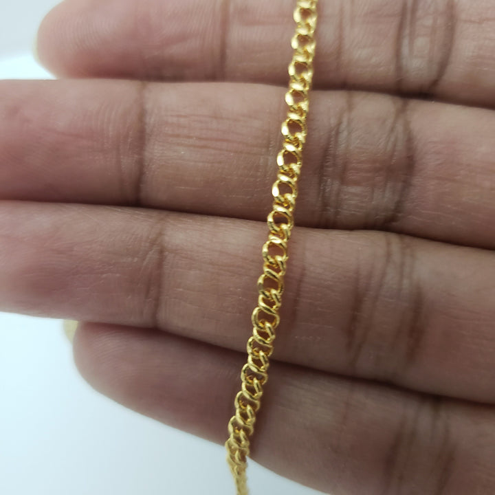 Gold covering Matilu